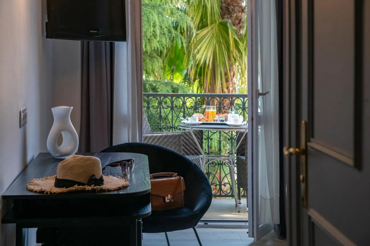 Golden Tulip Cannes Hotel De Paris