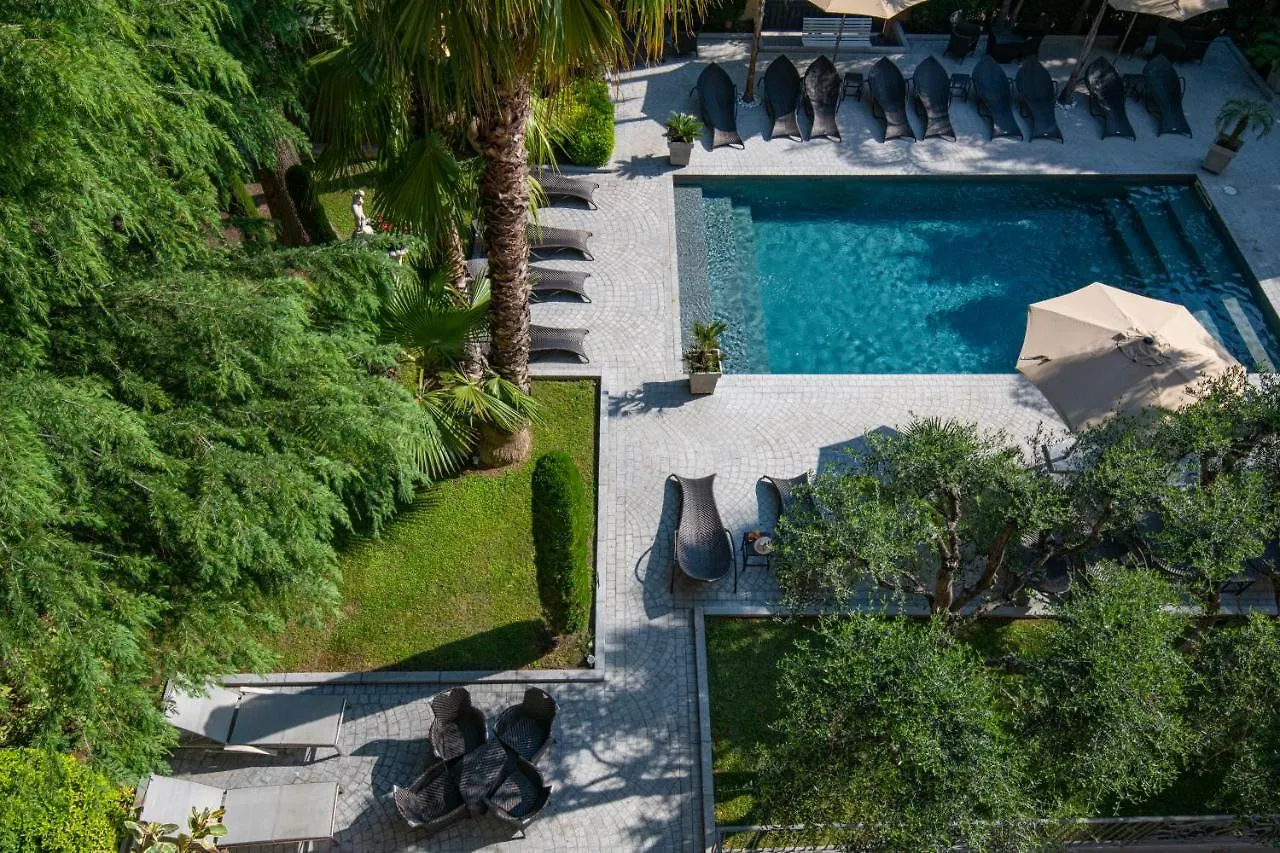 Golden Tulip Cannes Hotel De Paris 4*,