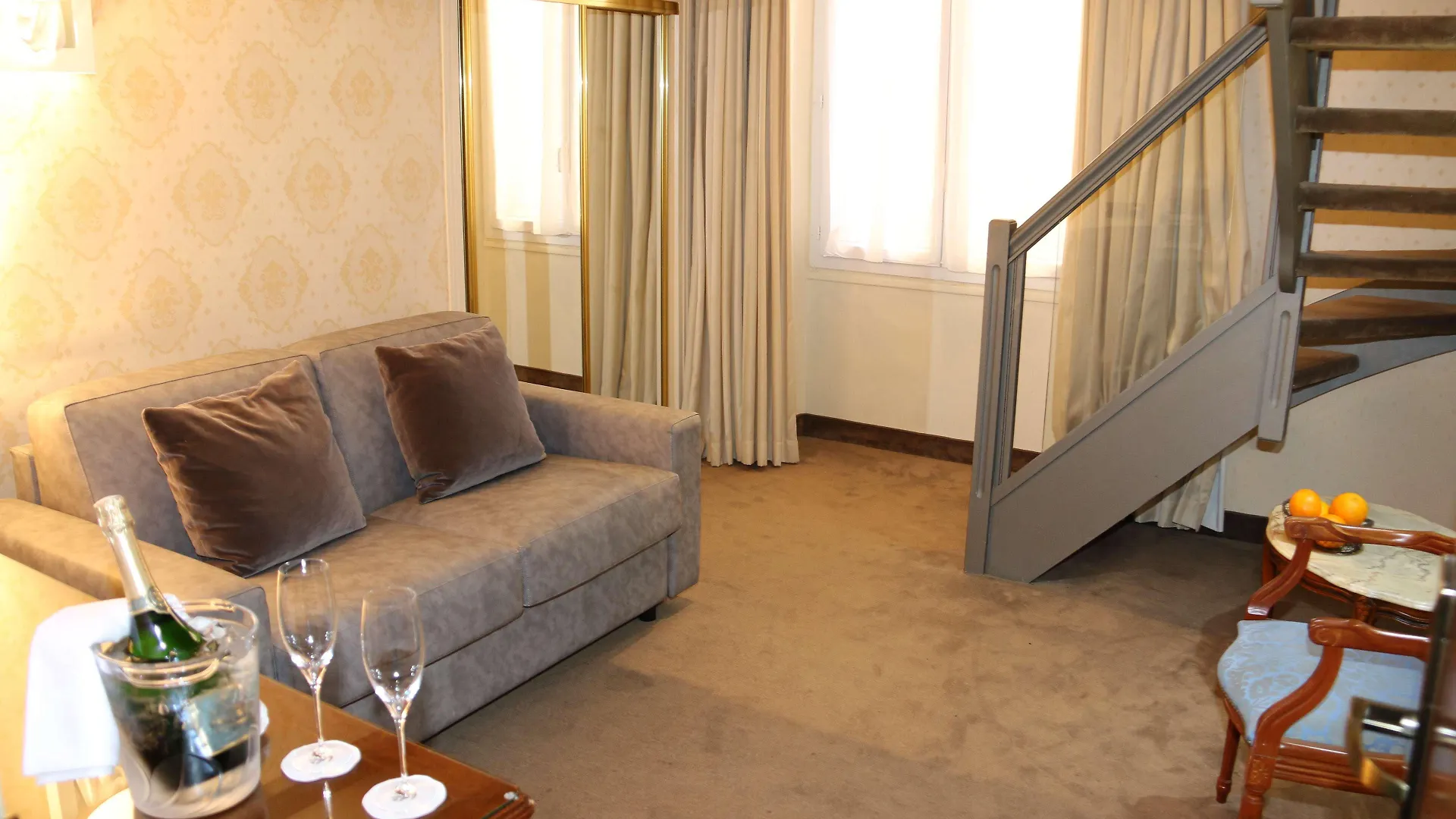 Golden Tulip Cannes Hotel De Paris
