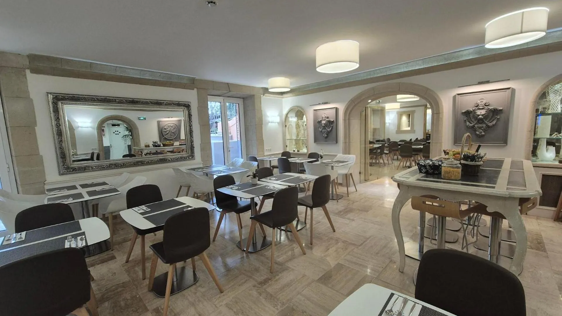 Golden Tulip Cannes Hotel De Paris